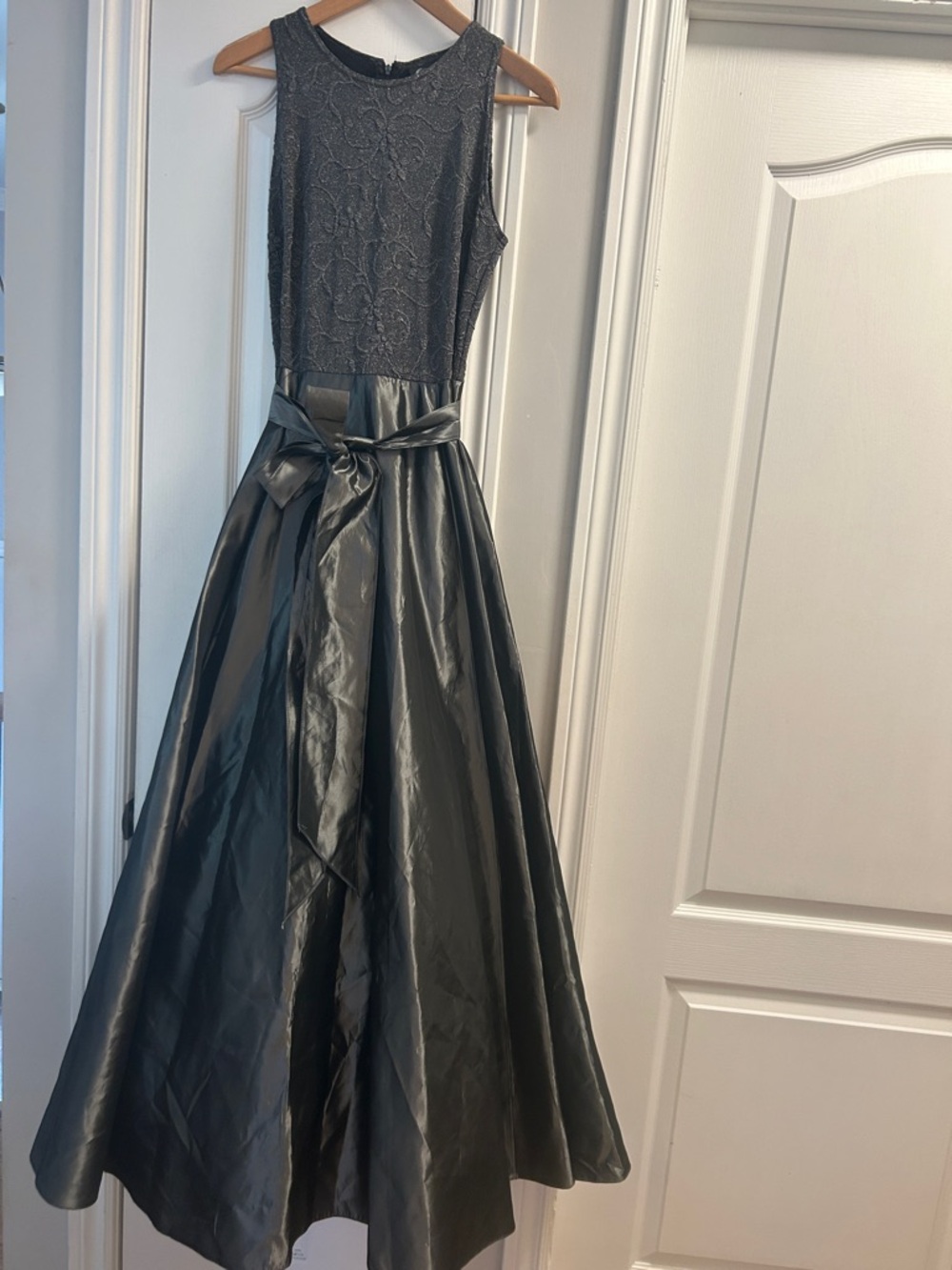 Sleeveless Gray Maxi Dress with Textured Bodice and Satin Skirt